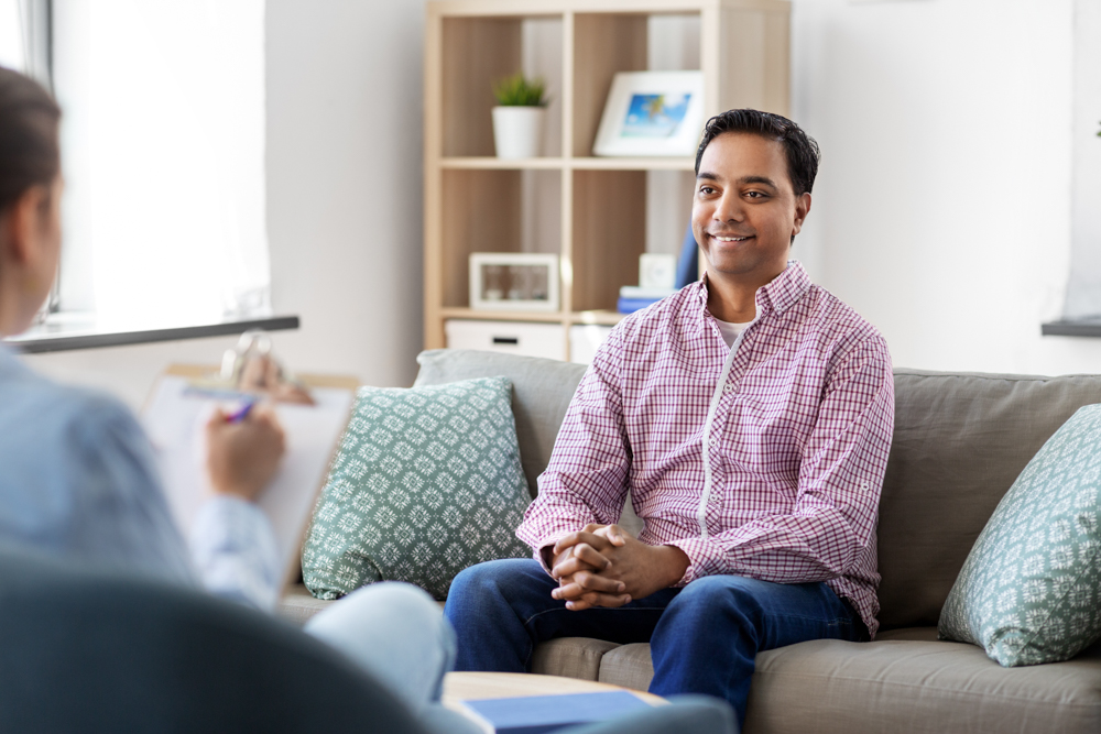 man in therapy for alcohol addiction